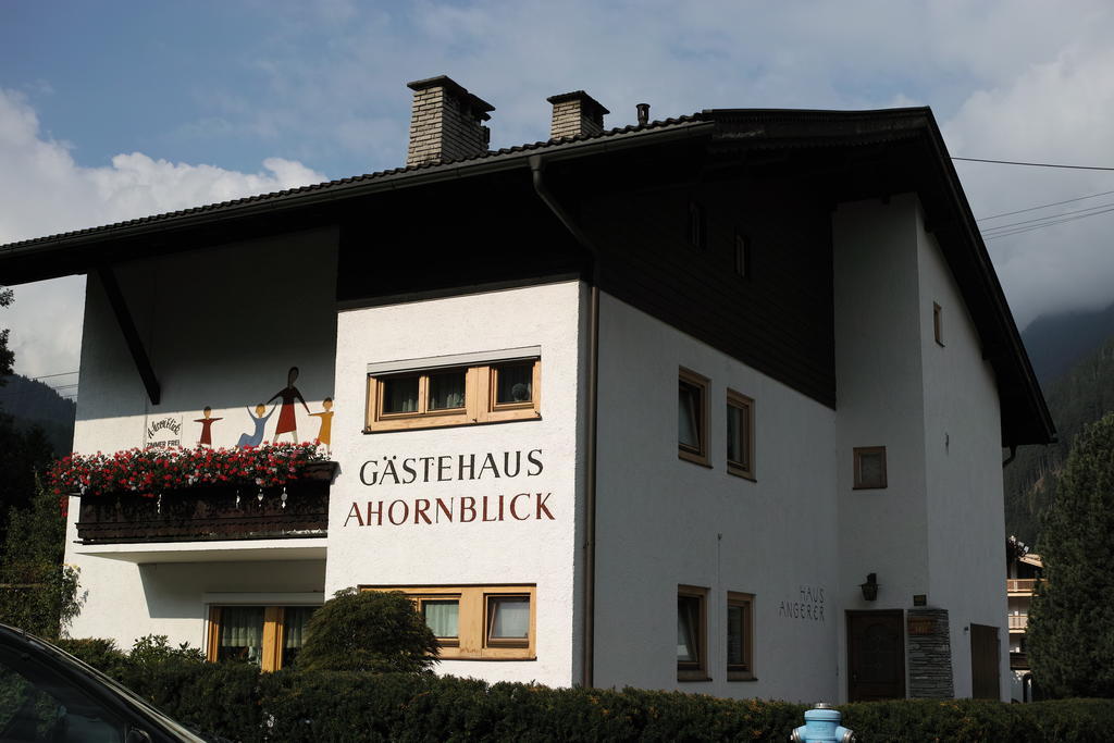 Gaestehaus Ahornblick Mayrhofen Exteriör bild